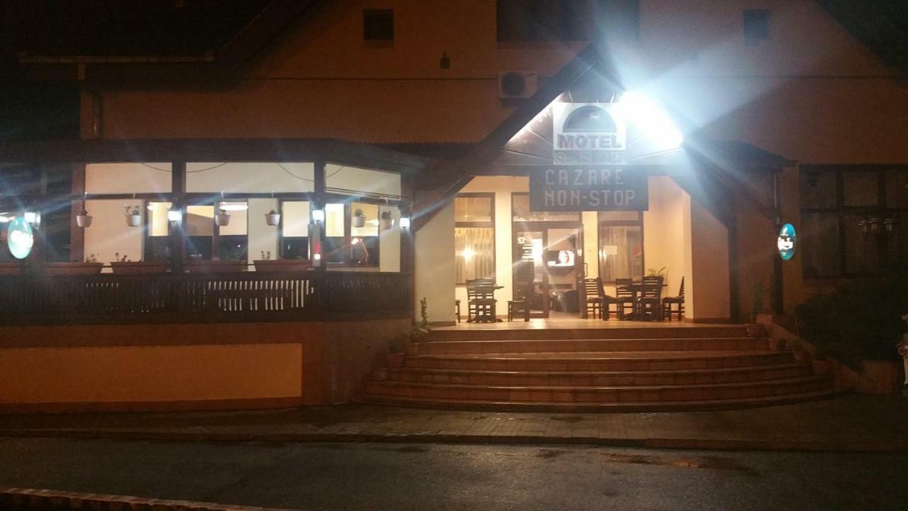 Motel Restaurant Lowe Deva Eksteriør billede